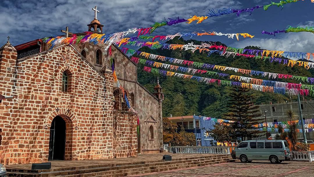 Iglesia Católica San Juan La Laguna